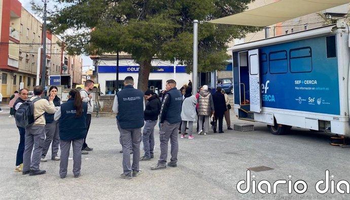 La unidad móvil del SEF atiende a más de mil personas en sus seis primeros meses de recorrido