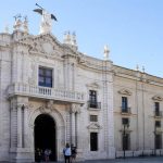 La US alega ante el Sepie por el recorte de las becas Erasmus y no descarta completar la financiación a alumnos