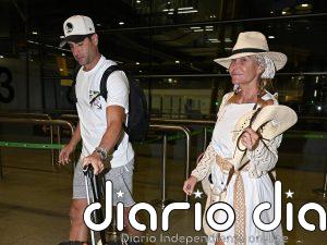 Lara Dibildos y Carlos Maturana disfrutan de unas vacaciones en familia junto a los hijos de la actriz y Anna Barrachina