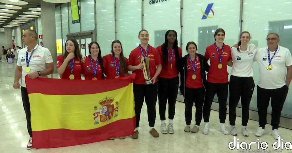 Las campeonas de Europa de baloncesto sub 18 regresan a Madrid tras arrasar a sus rivales