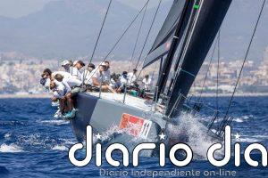 Las embarcaciones de la 44 Copa del Rey Mapfre completan su ensayo general con el Rey Felipe VI a la cabeza
