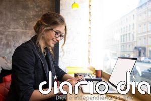 Las mujeres solo ocupan el 20 % de los 1,08 millones de empleos tecnológicos en España