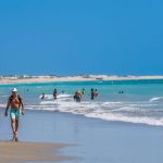 Las olas de calor marinas también pueden afectar a la salud mental: así llegan sus efectos hasta las personas