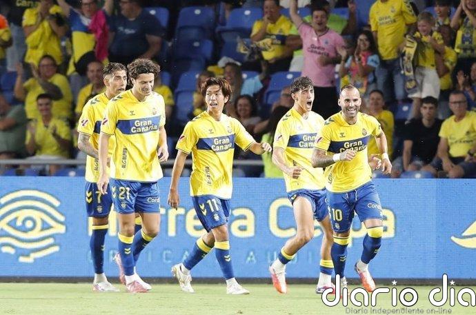 Las Palmas y Burgos empiezan la temporada con fiesta en el descuento