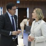 Ley de IA de la UE: las nuevas obligaciones que entran en vigor mañana para empresas y desarrolladores