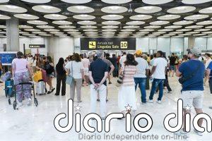 Los aeropuertos españoles de Aena operarán 22.444 vuelos el fin de semana, con control fronterizo con Italia