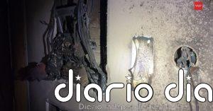 Los Bomberos rescatan a una familia en el incendio de una vivienda en Navalcarnero