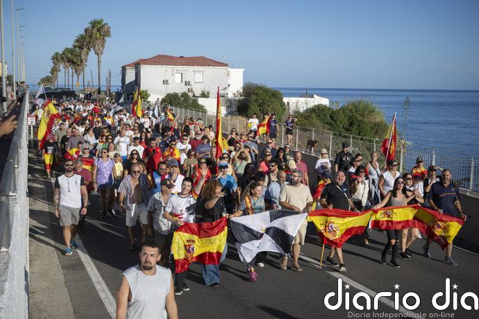 Los ceutíes vuelven a la calle en una "sentada pacífica" contra la violencia y el "abandono" del Gobierno