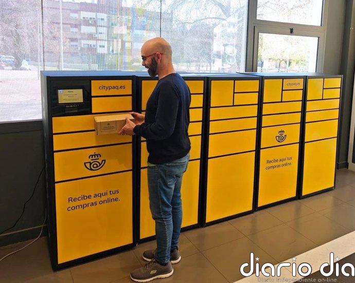 Los españoles enviaron en 2025 por primera vez más paquetes que cartas, según el informe postal de la CNMC