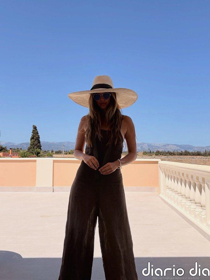 Los imprescindibles de Stephanie Cayo para disfrutar de Mallorca junto a Alejandro Sanz a bordo de su yate