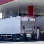 Los transportistas denuncian que las ayudas al gasóleo se reducirán en septiembre a solo 5 céntimos por litro