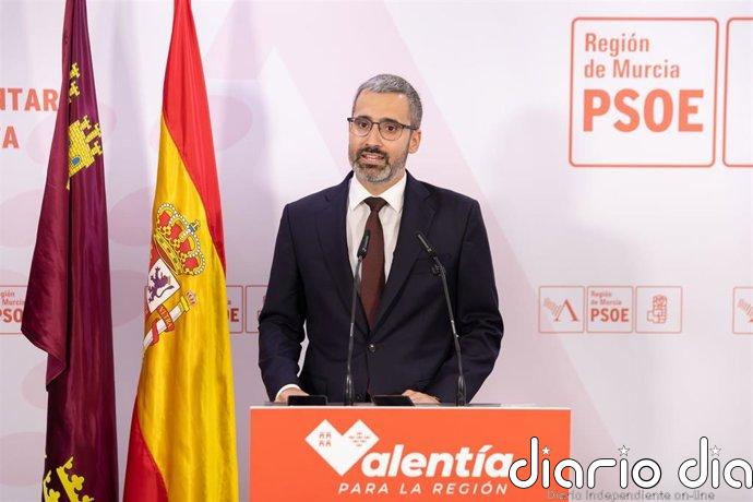 Lucas pide una reunión a López Miras para coordinar la respuesta ante la inmigración irregular