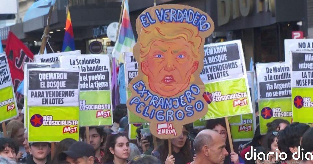 Masiva protesta en Buenos Aires contra la intención de Milei de facilitar a los extranjeros comprar tierras argentinas