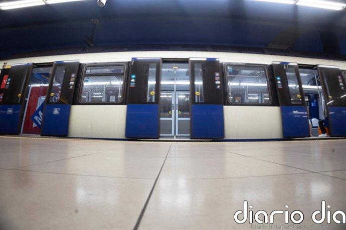 Metro instalará una maqueta en relieve y placas en pasamanos de Duque de Pastrana para la orientación de personas ciegas