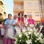 Miles de fieles almerienses rinden homenaje a la Virgen del Mar en su tradicional Ofrenda Floral
