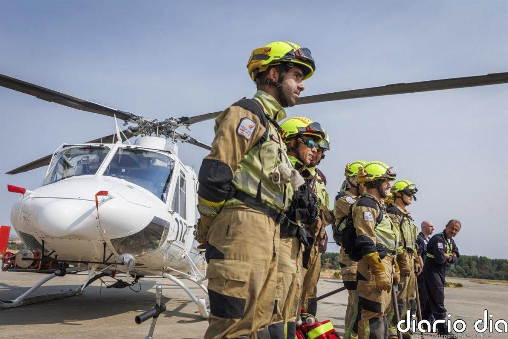 MITECO despliega 17 medios aéreos y siete brigadas para ayudar en la extinción de incendios en cinco provincias