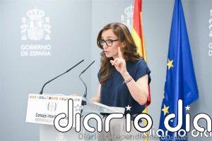 Mónica García reprocha a Ayuso dedicarse a "hacer negocio y no política" y ve al PP "cansado" tras la polémica del ático