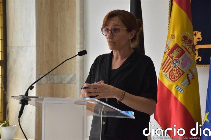 Mónica García respalda a Cruz Roja ante las protestas en Ceuta: "Está haciendo un trabajo espectacular"