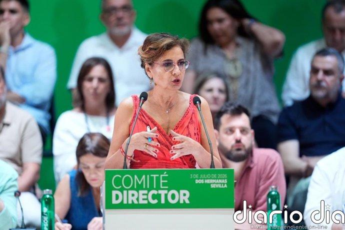 Montero urge a Moreno un "plan de rescate" de la sanidad pública y le acusa de sostener una política que la deteriora