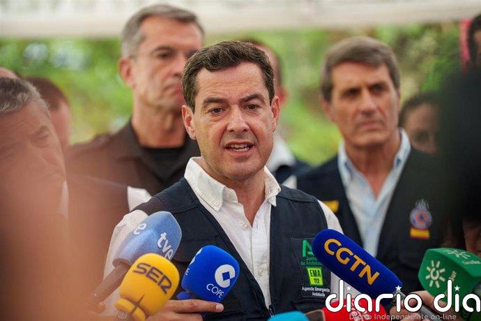 Moreno visita este viernes el incendio de Niebla (Huelva) que mantiene a 658 personas en alejamiento preventivo