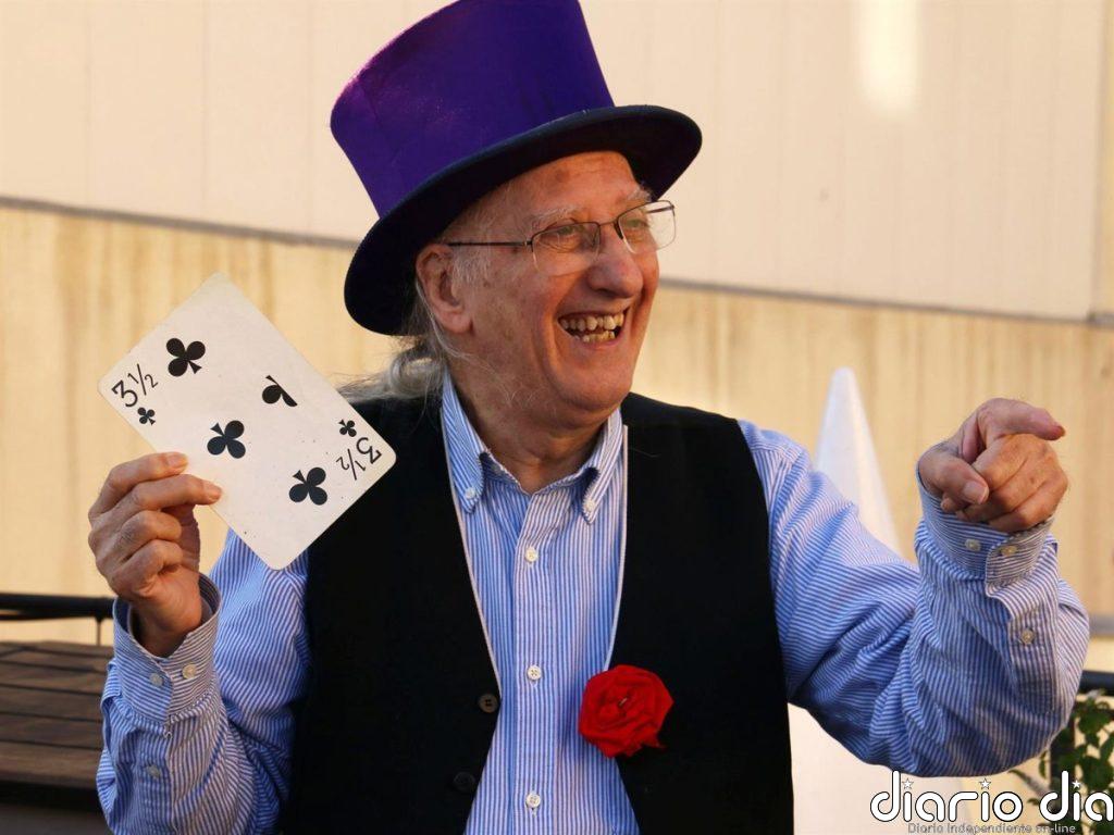 Muere Juan Tamariz, el eterno maestro de la magia