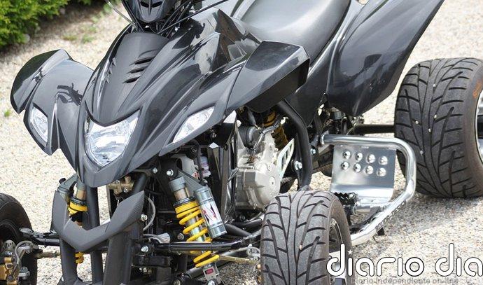 Muere un hombre en un accidente de tráfico entre una moto y un quad en Jete (Granada)
