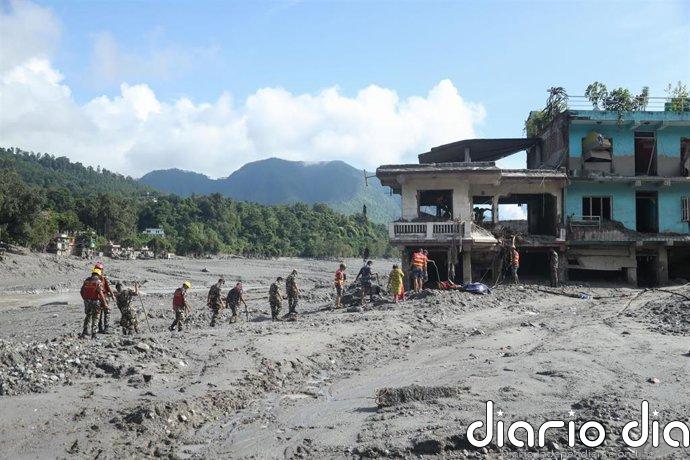 Nepal anuncia el rescate de uno de los tres españoles desaparecidos tras la fuerte riada