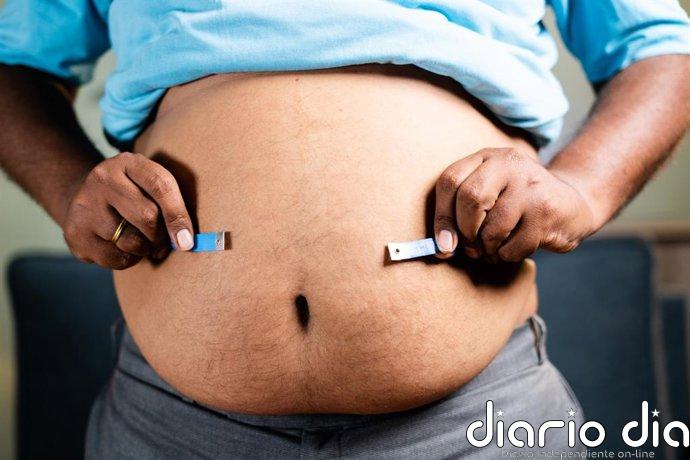 Obesidad abdominal y vitamina D baja: el riesgo de muerte aumenta un 123% después de los 50