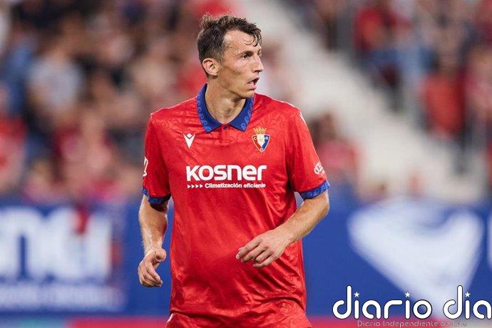 Osasuna aprovecha la inferioridad del Celta para remontar en Balaídos