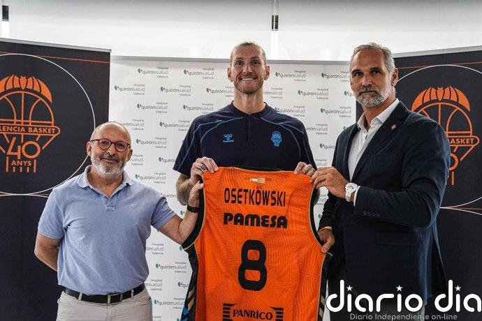 Osetkowski: "Creo que sé lo que hace falta para jugar en la acb y en la Euroliga"