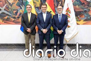 Paz hace a Aramayo (Exteriores) ministro de Presidencia y vuelve a recortar el Gobierno hasta las doce carteras