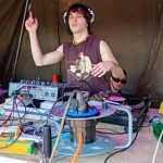 Plan juvenil antes del eclipse: una Coffee Rave gratuita organizada por Cruz Roja