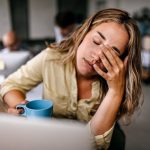 ¿Por qué aparece el sueño? Identifican las neuronas que impulsan la necesidad de dormir tras una vigilia prolongada