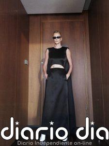 Presumir de abdominales como Charlize Theron a los 50 años es fácil, solo tienes que encontrar el vestido perfecto