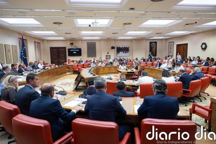 PSOE y sus socios tumban en el Congreso las comparecencias urgentes de ministros que pidió el PP y apoyaron Vox y Junts