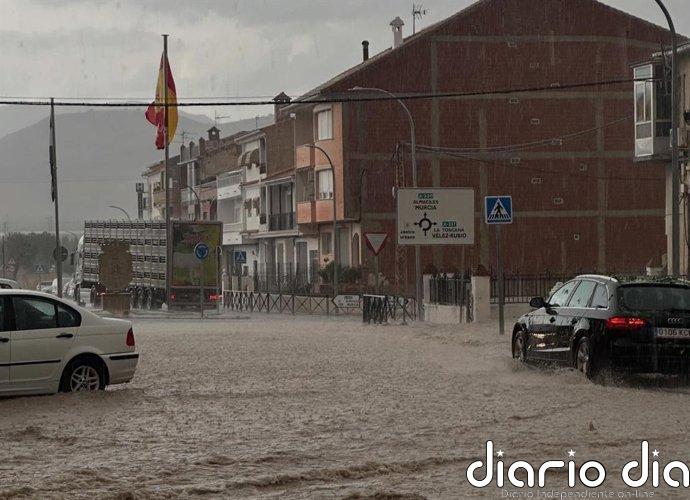 Puebla de Don Fadrique (Granada) evalúa daños tras una intensa tormenta con inundaciones en casas y espacios públicos