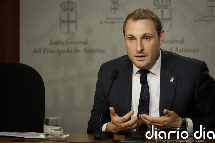 Pumares (Foro) reclama a Educación garantizar antes del inicio del curso la cobertura de las plazas docentes previstas