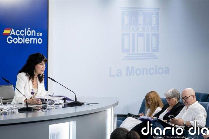 Redondo acusa a PP y Vox de "desmantelar" las políticas de igualdad en varias autonomías: "Un insulto a las víctimas"