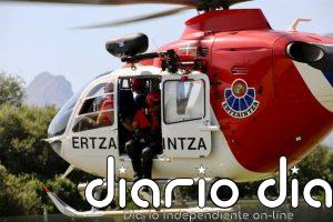 Rescatada en helicóptero una mujer tras sufrir una caída en el monte Gorbea, en Zeanuri (Bizkaia)