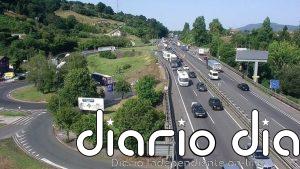 Retenciones de 14 kilómetros en el peaje de Irun de la AP-8 por desplazamientos estivales