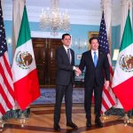 Rubio reclama a su homólogo mexicano "medidas decisivas" para dasarmar a los cárteles