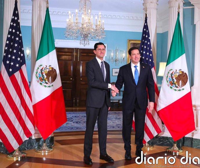 Rubio reclama a su homólogo mexicano "medidas decisivas" para dasarmar a los cárteles