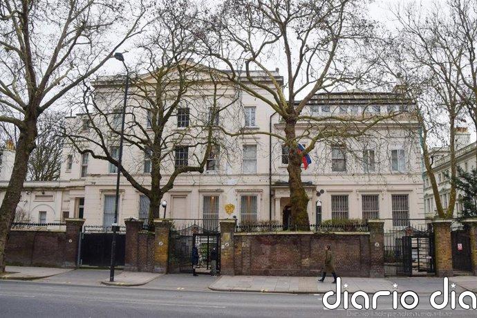 Rusia retira a su embajador en Reino Unido pero asegura que las relaciones diplomáticas siguen intactas