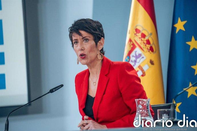 Saiz dice que España debe cumplir "toda la normativa" tras la postura de Bruselas sobre menores no acompañados en Ceuta