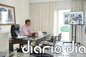 Sánchez preside este lunes una reunión telemática con varios de sus ministros para analizar la situación en Ceuta