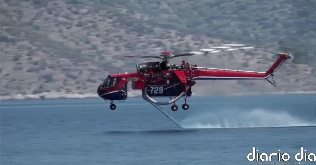 Sexto día de lucha contra los incendios en Grecia, a 30 kilómetros de Atenas