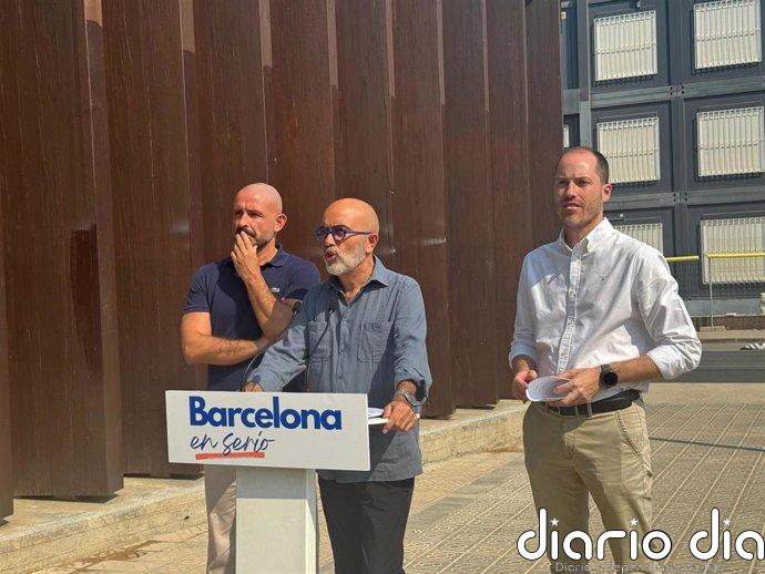 Sirera (PP) lamenta los barracones educativos y pide aclarar el calendario de un centro barcelonés