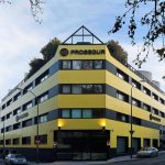 S&P Global mejora la perspectiva de Prosegur y destaca la solidez de su desempeño operativo y financiera