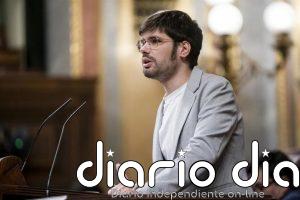 Sumar cree que sería "una locura" no formar un frente amplio plurinacional que no dependa de "liderazgos salvadores"