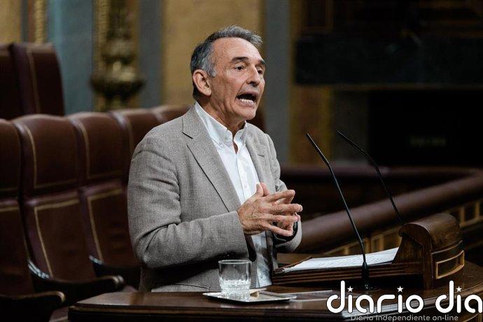 Sumar responsabiliza a Vivas de la violencia en Ceuta y tacha de "inaceptable" que coincidiera con la visita de Aznar